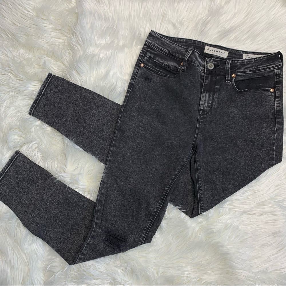Bullhead High Rise Skinny Jeans - Picture 4 of 11